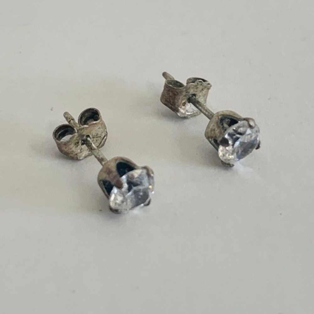 Clear stone earrings